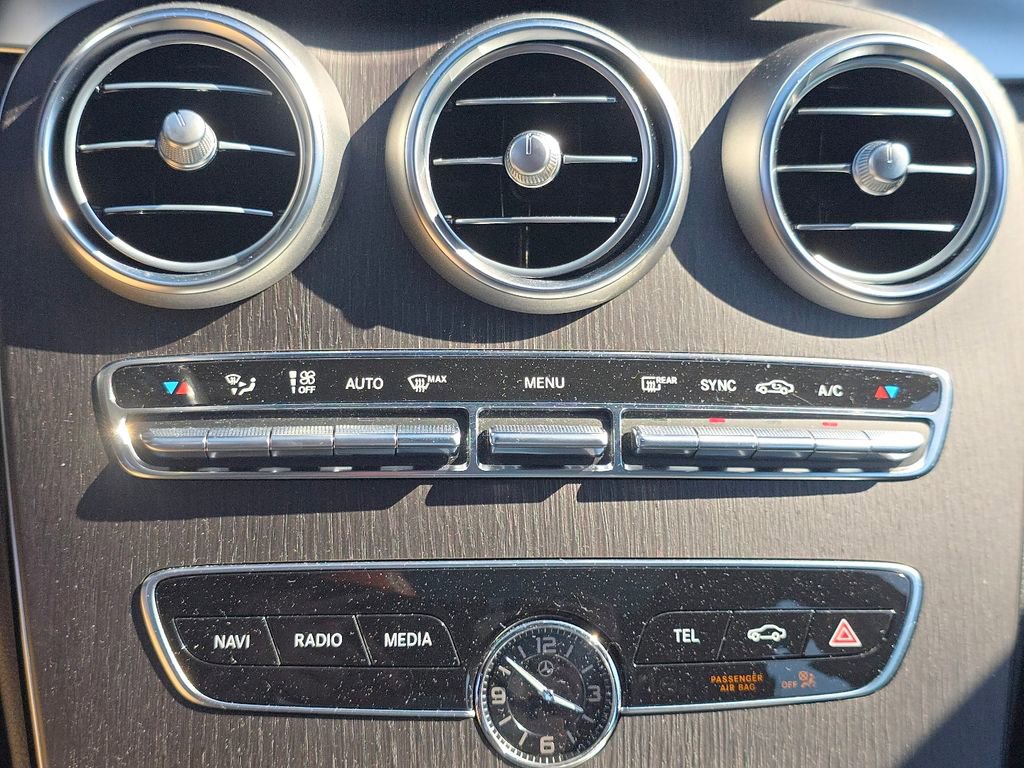 Used 2021 Mercedes-Benz C 300 4MATIC Sedan image 32