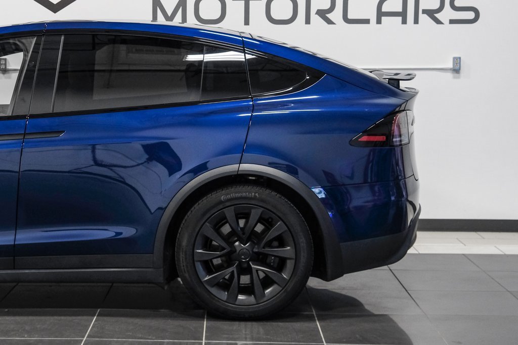 Used 2022 Tesla Model X image 19