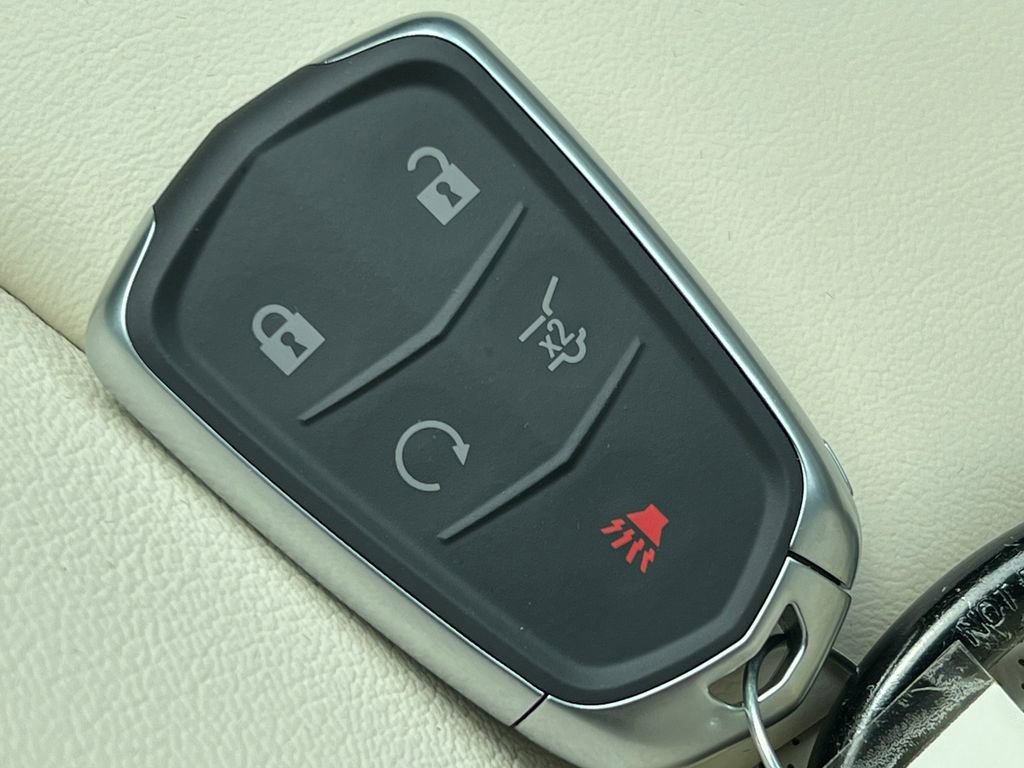 New 2026 Cadillac XT5 Sportv w/ LPO, Floor Liner Package image 29