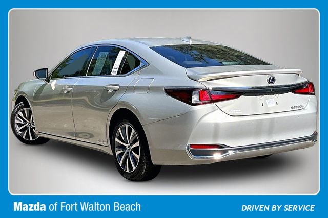 Used 2021 Lexus ES 300h w/ Premium Package FWD image 4
