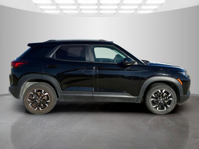 Used 2021 Chevrolet TrailBlazer LT image 3