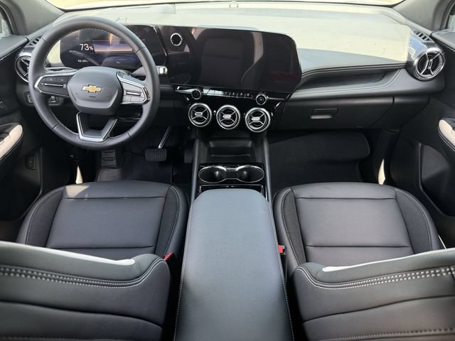 New 2025 Chevrolet Blazer EV LT AWD/4WD image 12