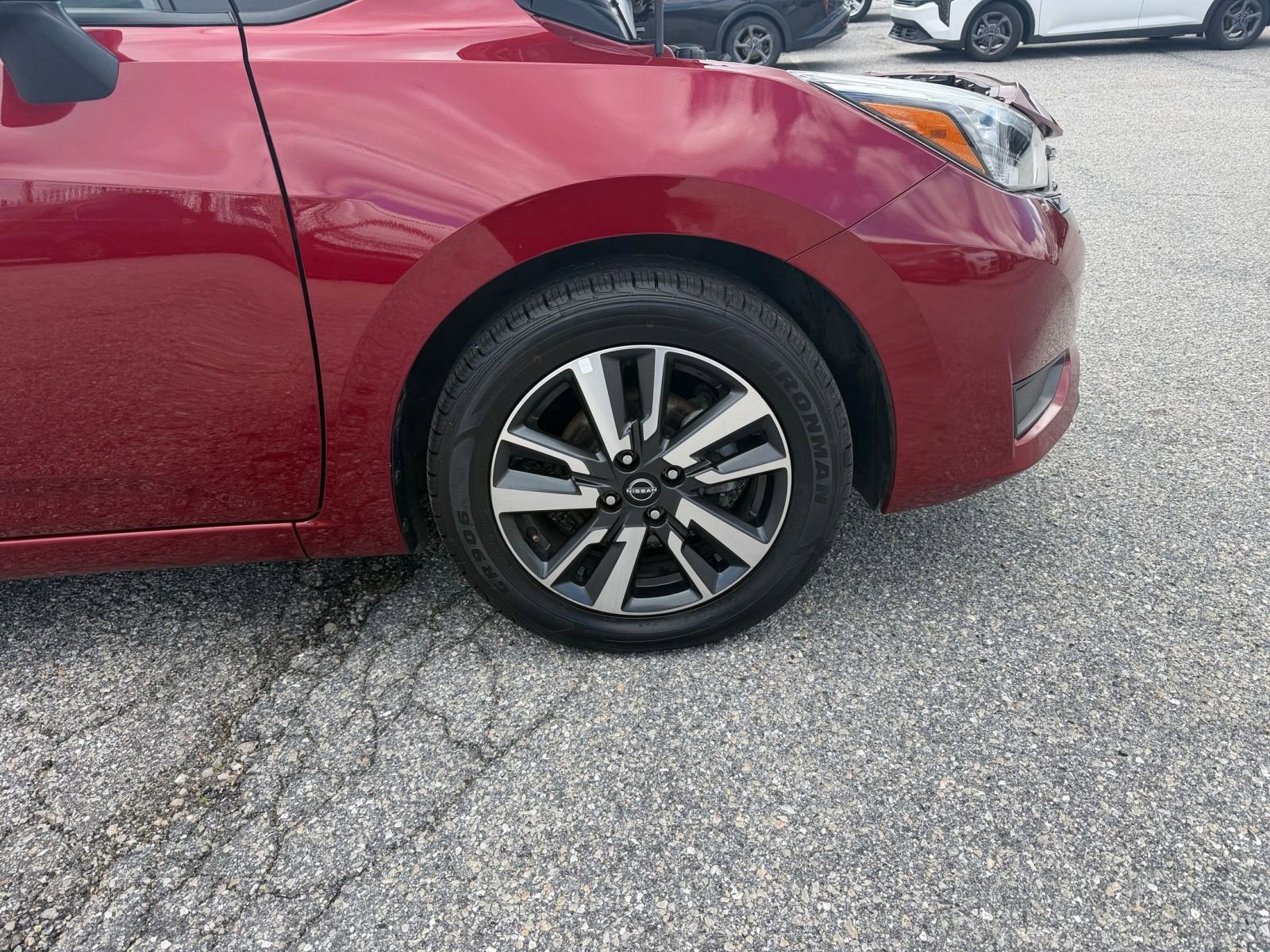 Used 2025 Nissan Versa SV image 24