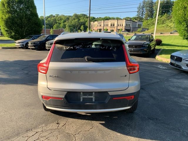 Used 2023 Volvo XC40 B5 Plus w/ Protection Package Premier AWD/4WD image 6