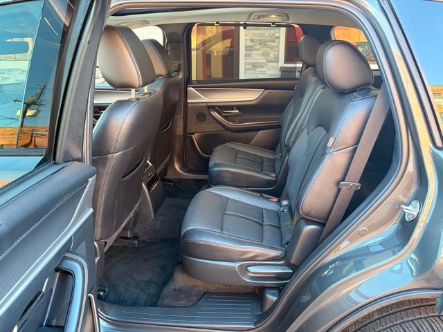 Used 2024 MAZDA CX-90 Plug-In Hybrid w/ Premium Pkg AWD/4WD image 16
