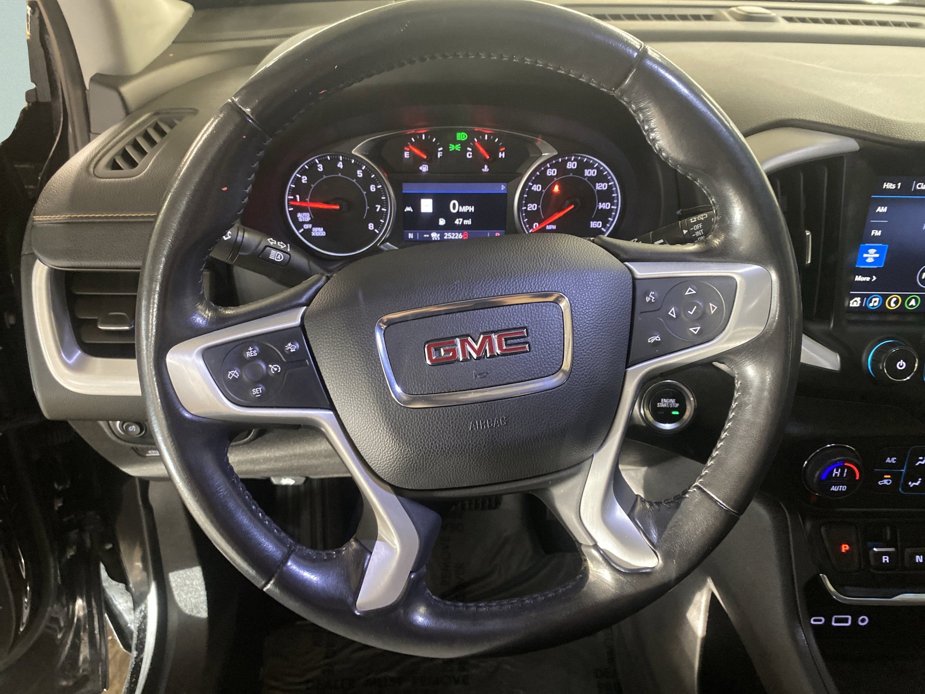 Used 2021 GMC Terrain SLE w/ Driver Convenience Package image 18