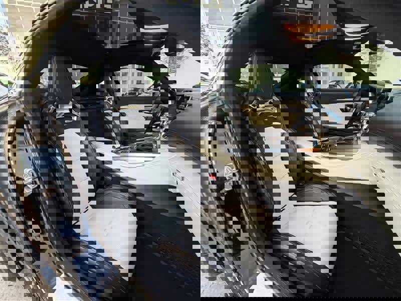 Used 2020 Mercedes-Benz AMG GT C image 9