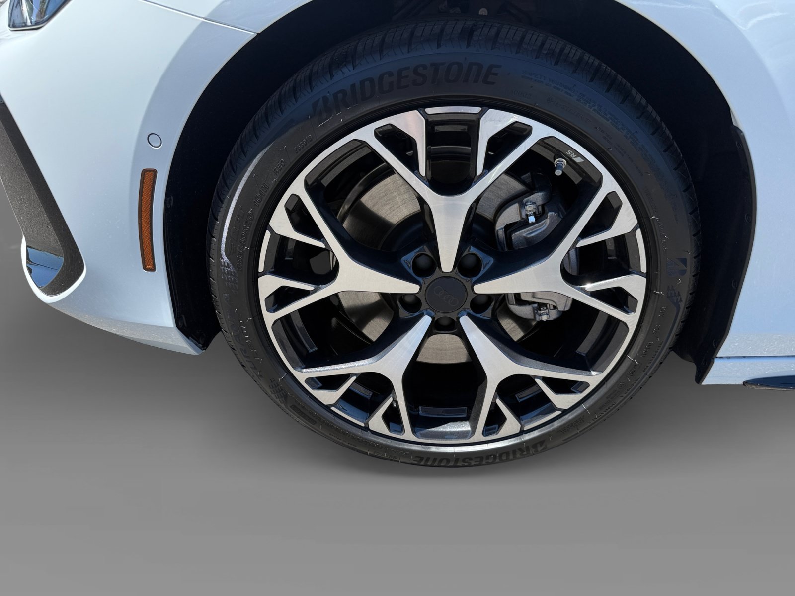 New 2026 Audi A6 Premium Plus AWD/4WD image 9