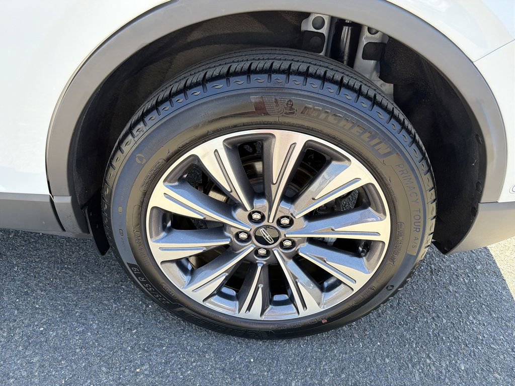 Certified 2022 Lincoln Corsair Reserve w/ Equipment Group 201A AWD/4WD image 31