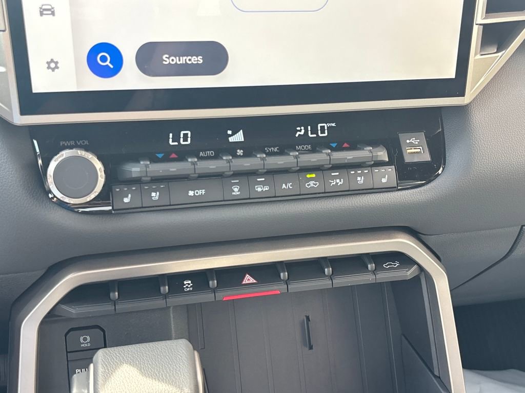 New 2026 Toyota Tundra Limited image 12