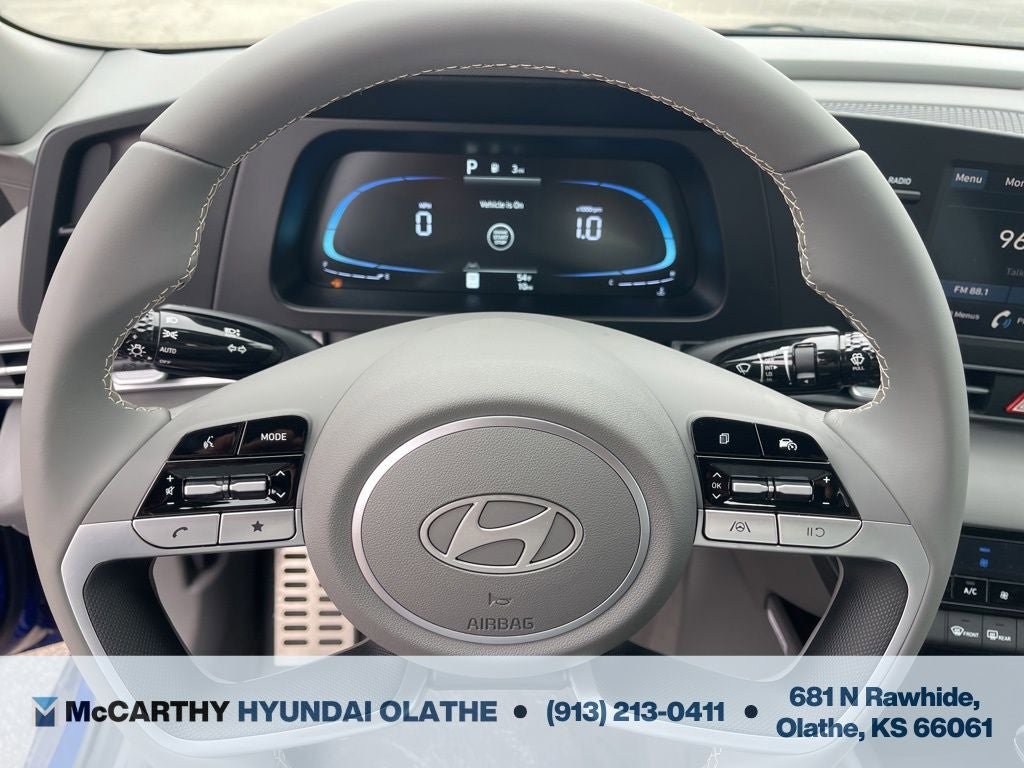 Certified 2025 Hyundai Elantra Sport FWD image 6