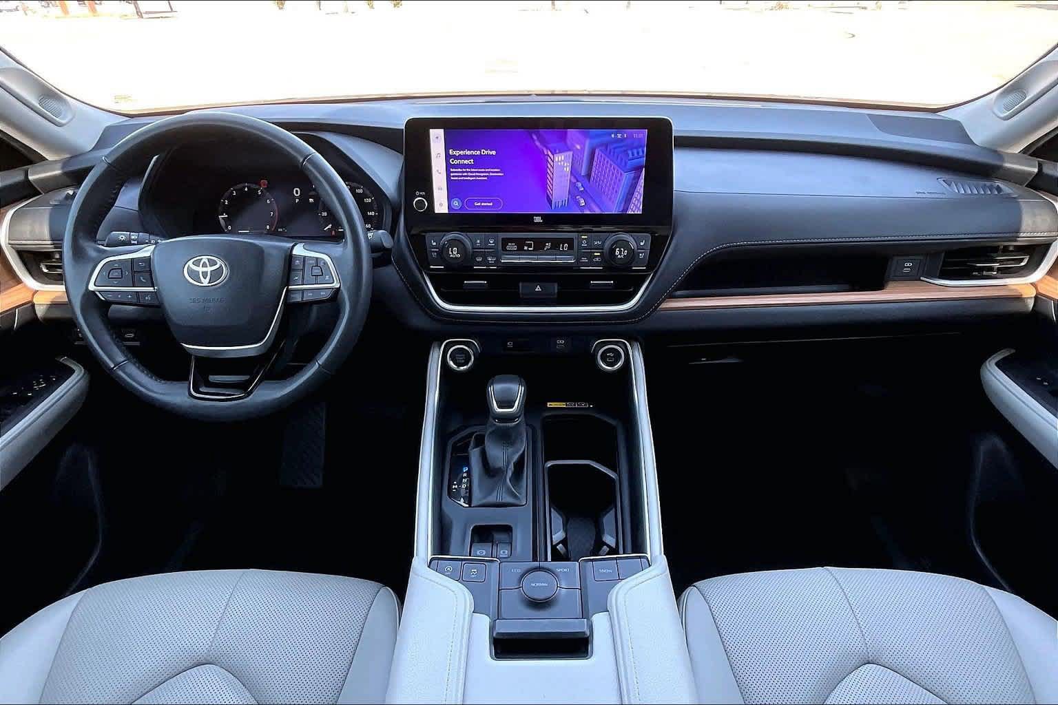 Used 2025 Toyota Grand Highlander FWD image 10