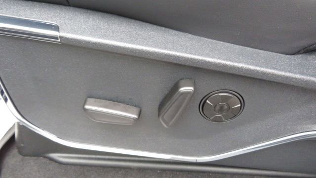 New 2026 Ford F250 Platinum image 17