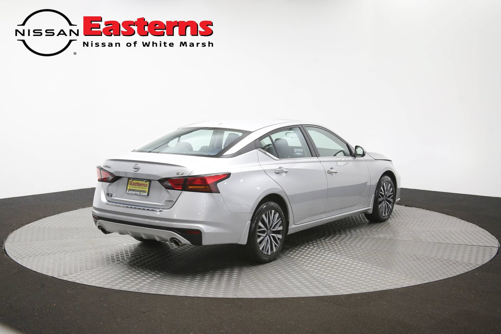 Used 2023 Nissan Altima 2.5 SV w/ SV Premium Package AWD/4WD image 40