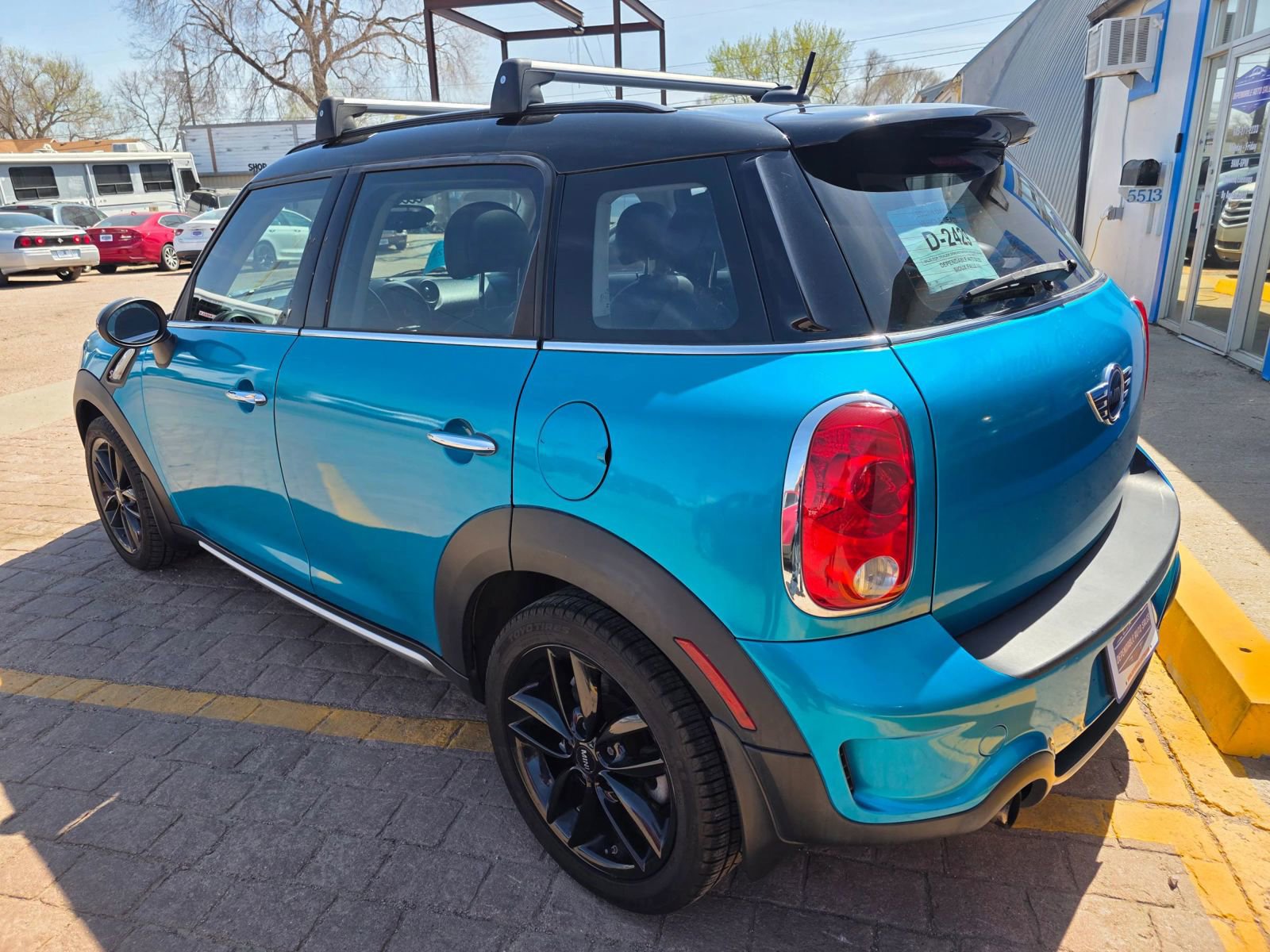 Used 2015 MINI Cooper Countryman S w/ Cold Weather Package image 8