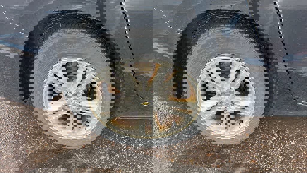 Used 2017 Chevrolet Cruze LT w/ Convenience Package FWD image 12