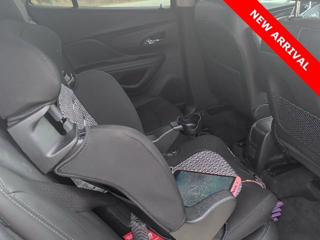 Used 2020 Buick Encore Preferred image 11