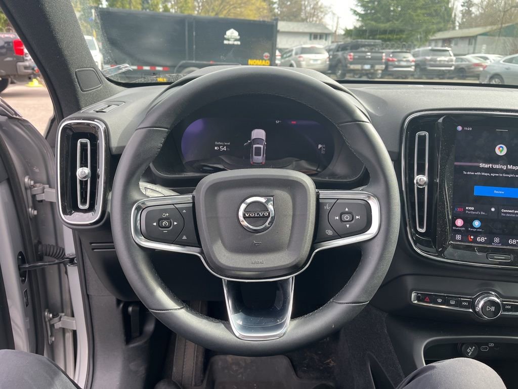 Used 2023 Volvo XC40 Recharge Ultimate image 11