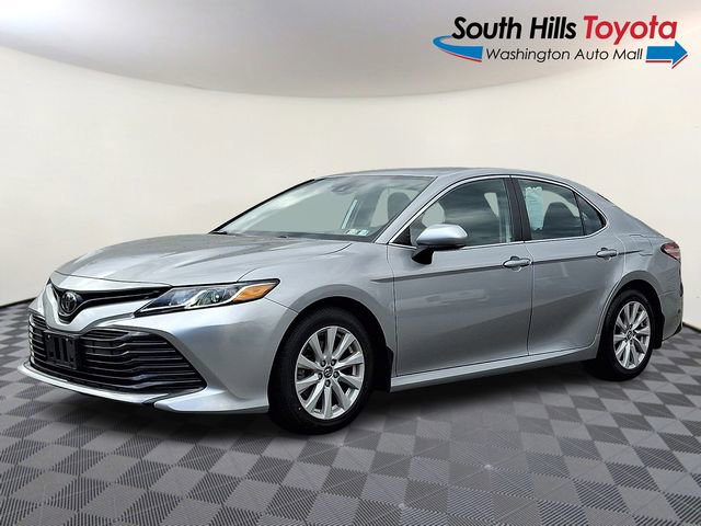 Used 2020 Toyota Camry LE image 3