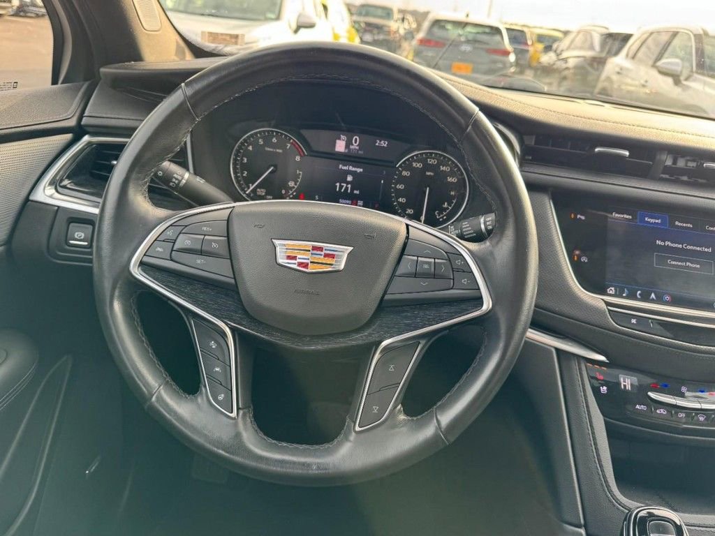 Used 2023 Cadillac XT5 Premium Luxury image 13