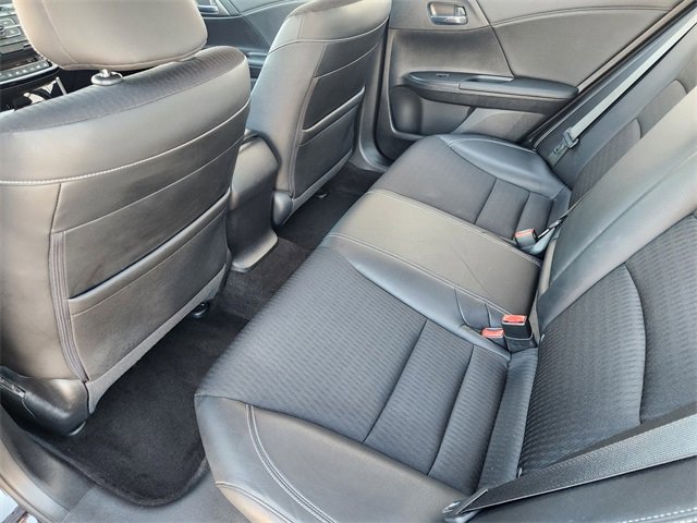 Used 2016 Honda Accord Sport image 12