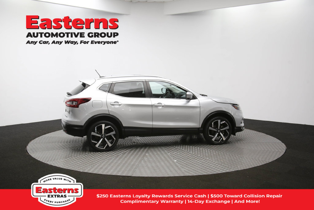 Used 2022 Nissan Rogue Sport SL w/ Premium Package AWD/4WD image 44