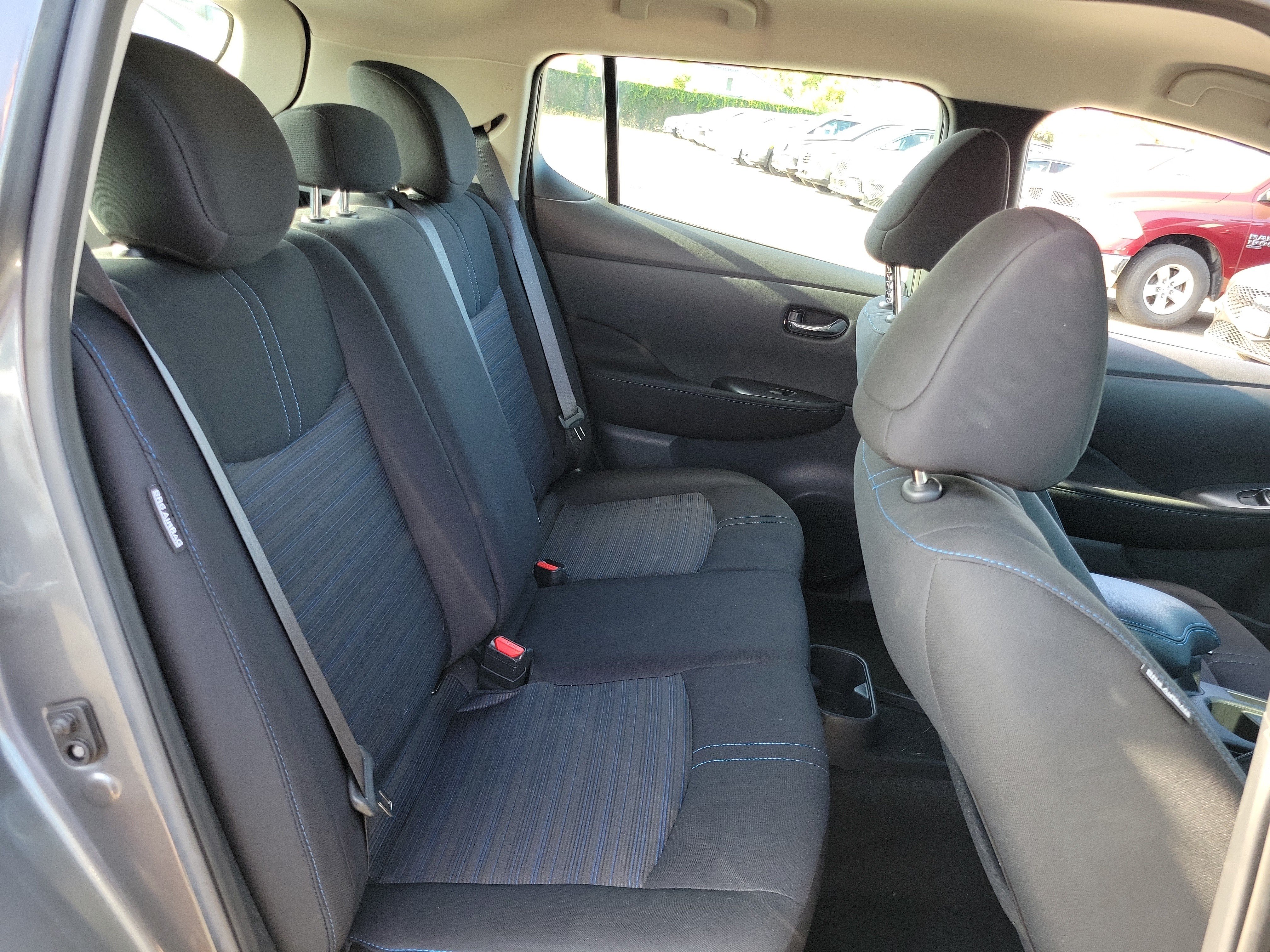 Used 2025 Nissan Leaf S FWD image 24
