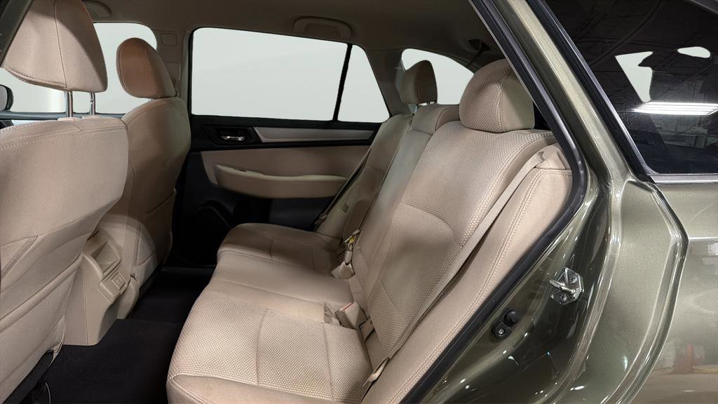 Used 2019 Subaru Outback 2.5i Premium image 25