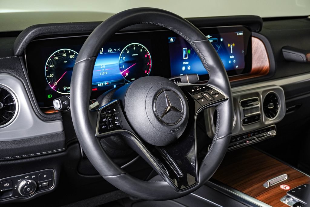 Used 2025 Mercedes-Benz G 550 image 21