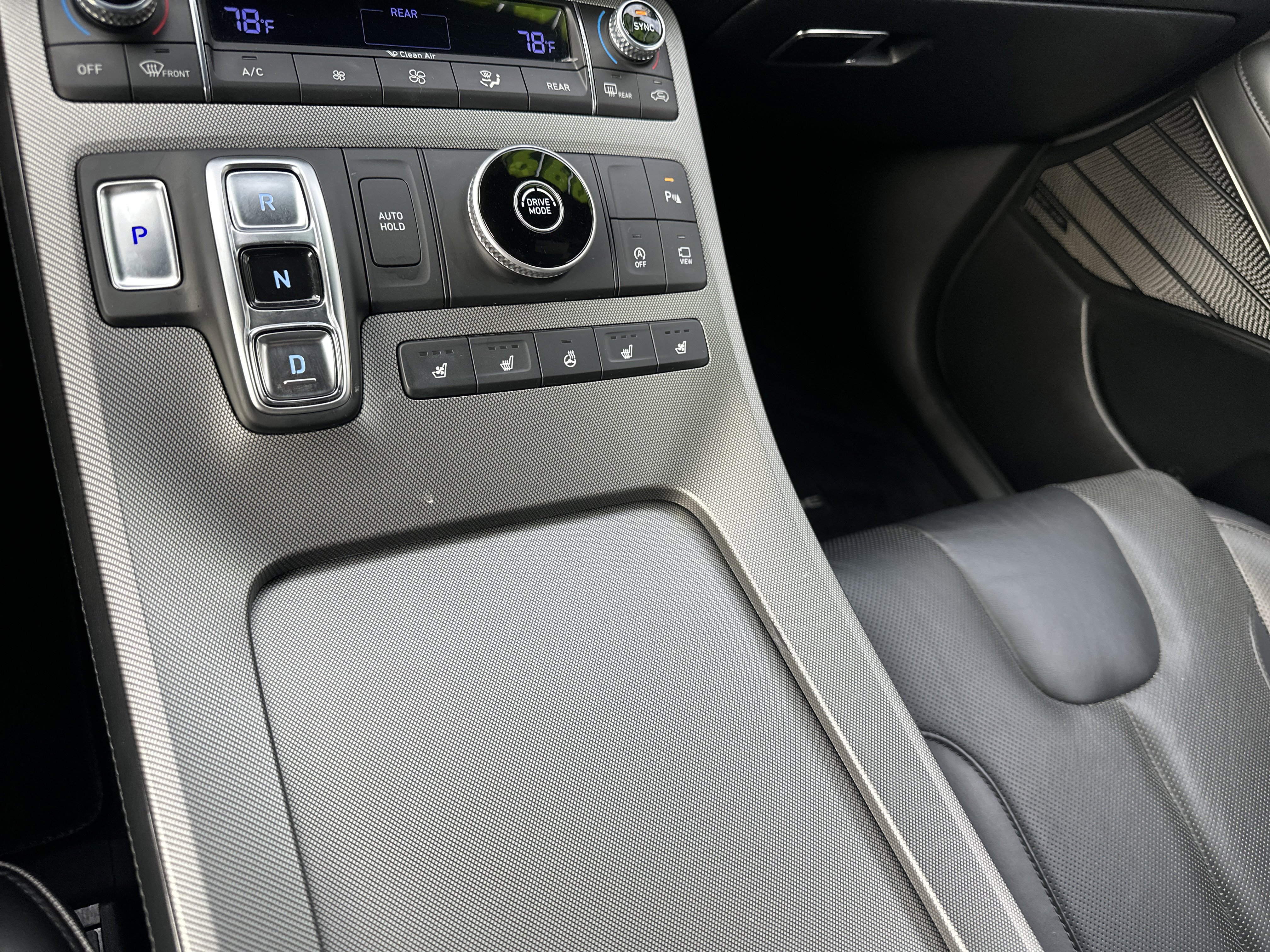 Used 2022 Hyundai Palisade Calligraphy image 20