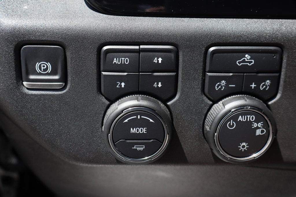 Used 2025 Chevrolet Silverado 1500 LT w/ Texas Edition Plus image 22