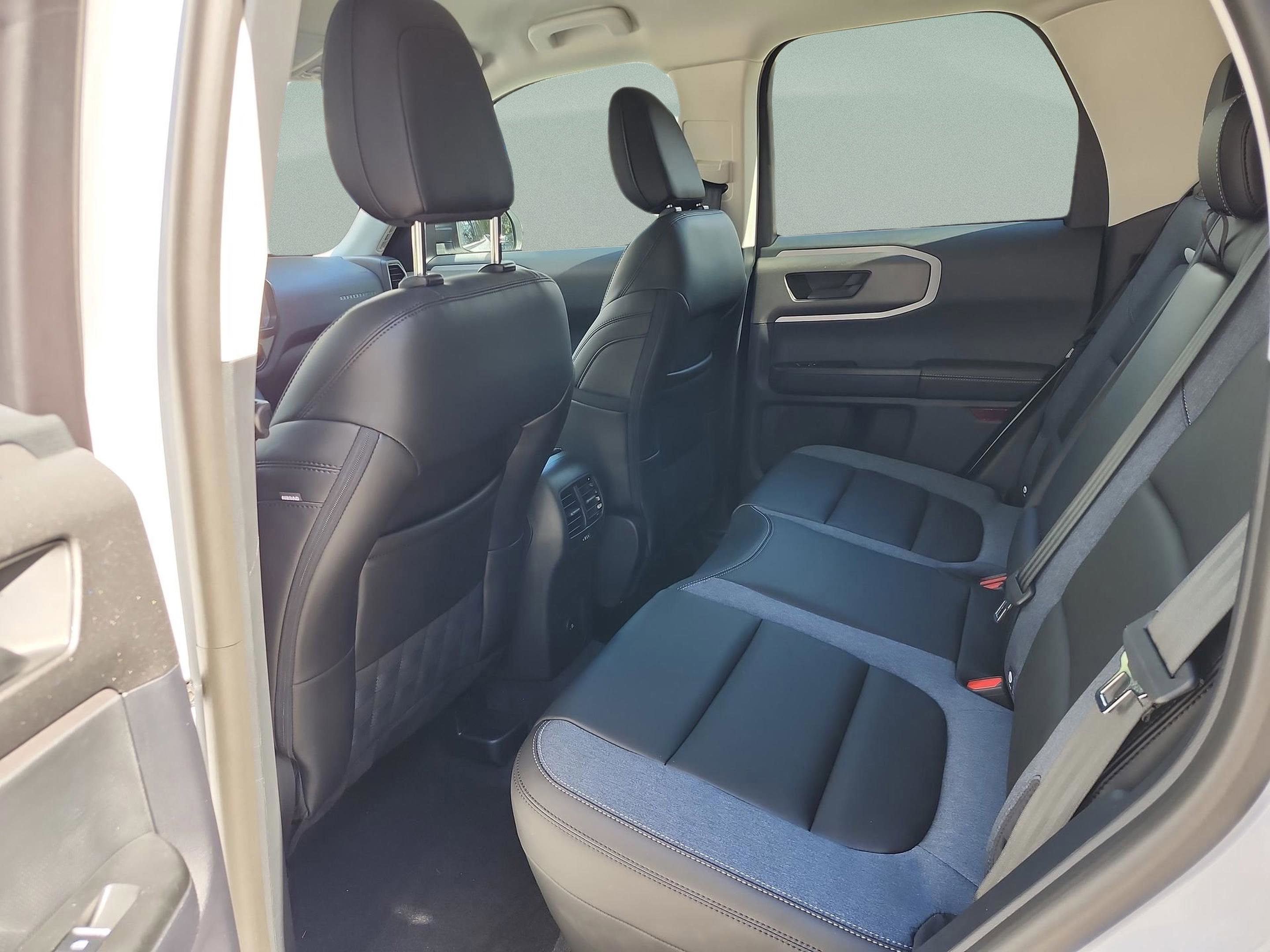 New 2025 Ford Bronco Sport Outer Banks image 16