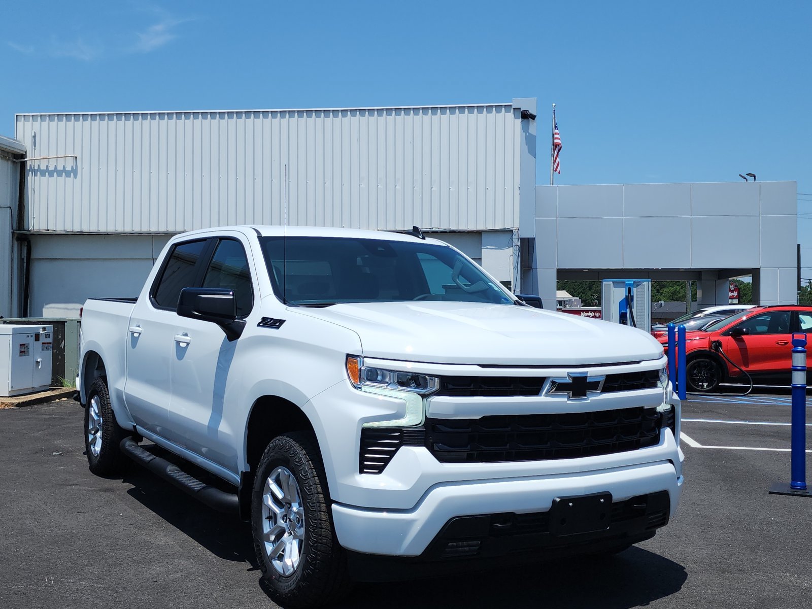 New 2026 Chevrolet Silverado 1500 RST w/ Z71 Off-Road Package AWD/4WD image 7