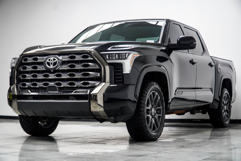 Used 2024 Toyota Tundra Platinum AWD/4WD image 11
