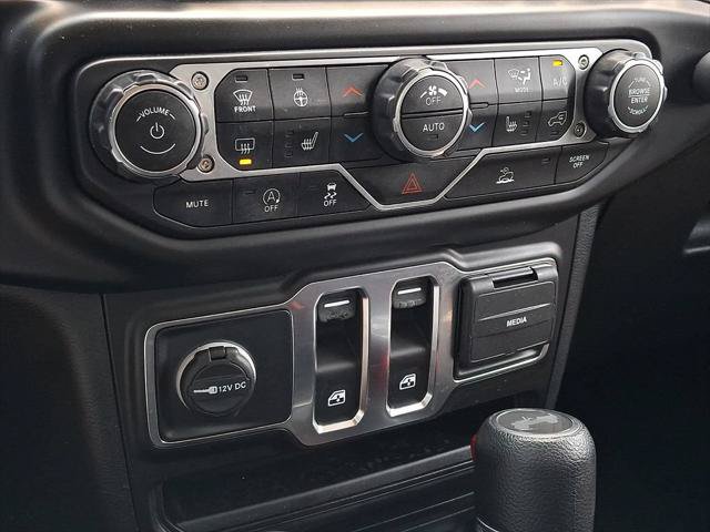 Certified 2022 Jeep Wrangler Sport AWD/4WD image 15