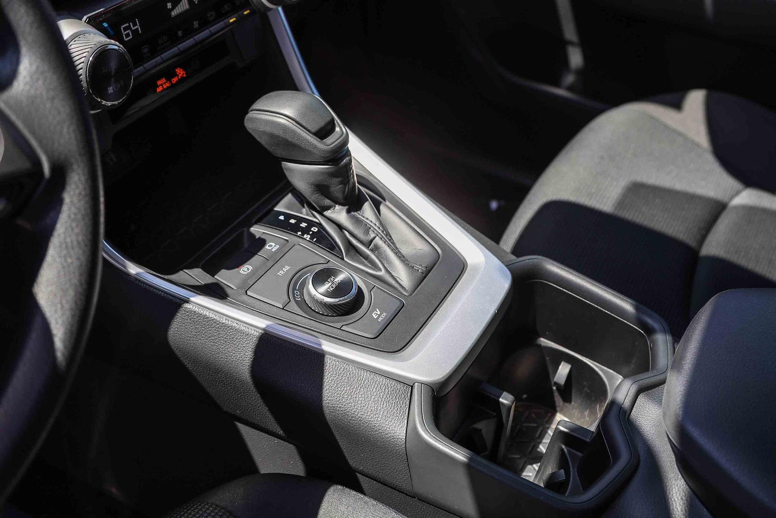 Certified 2025 Toyota RAV4 LE AWD/4WD image 20