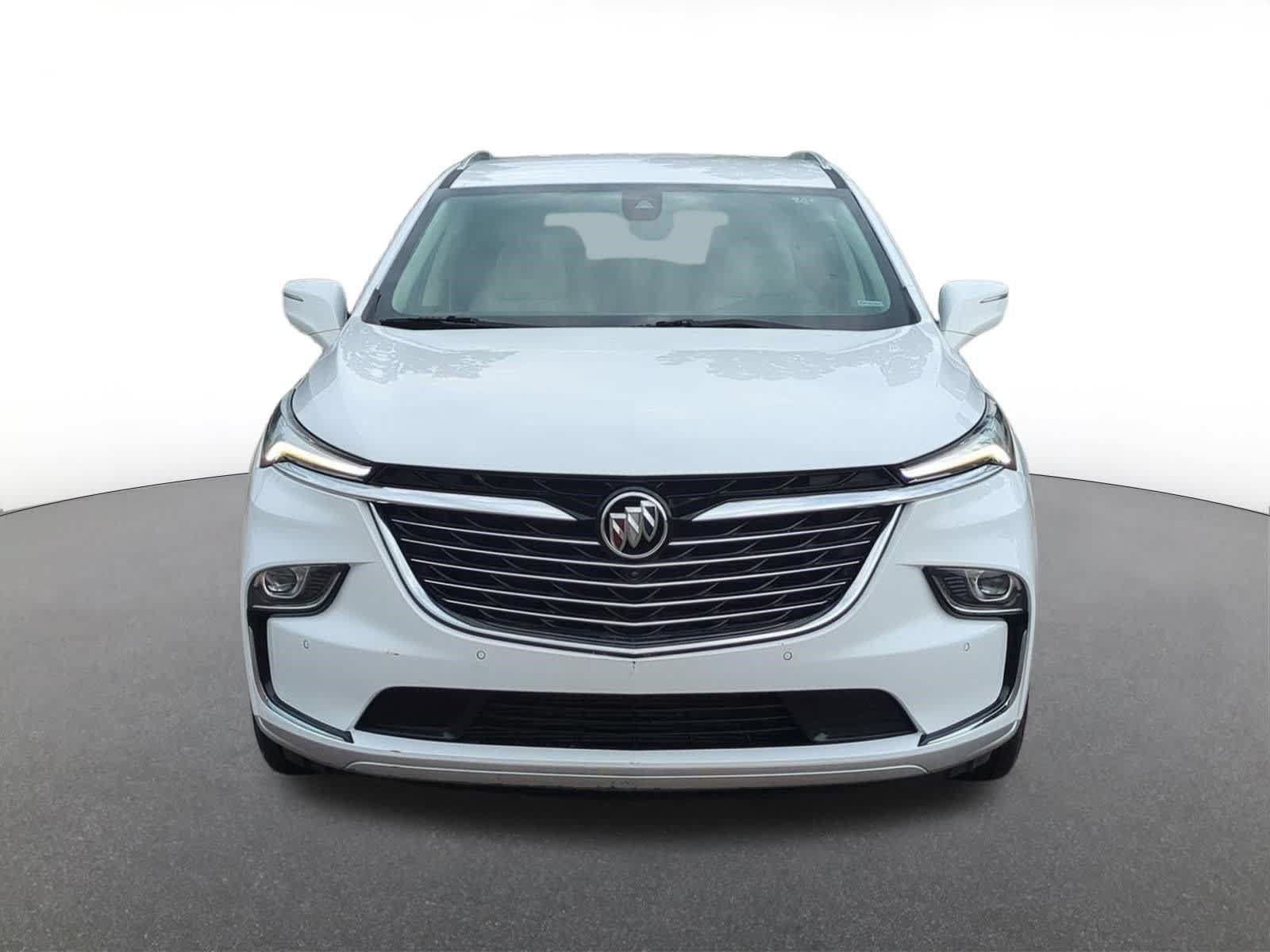 Used 2024 Buick Enclave Essence w/ Sound and Sites Package AWD/4WD image 9