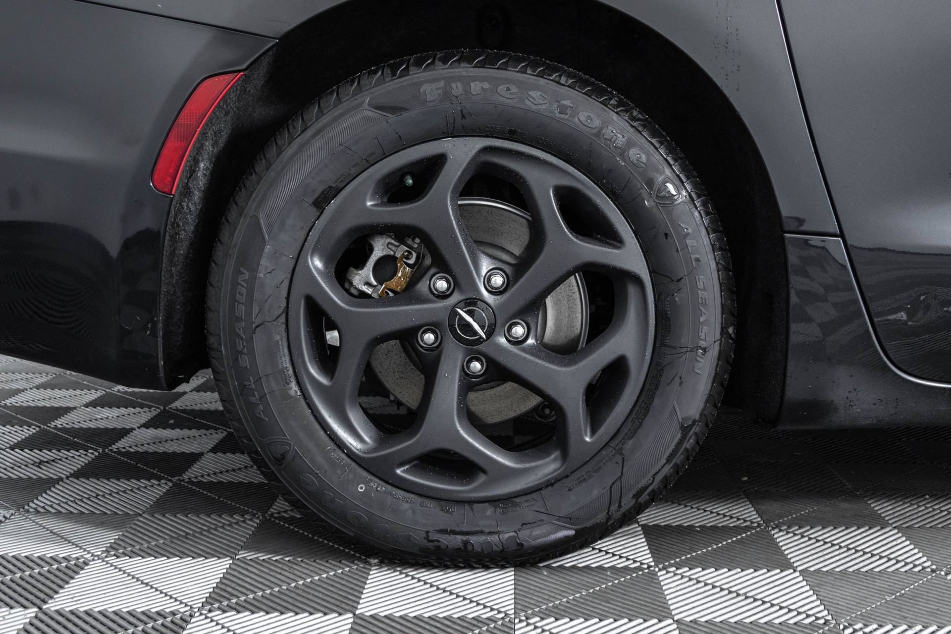 Used 2022 Chrysler Pacifica Touring-L w/ Uconnect Theater Family Group FWD image 49