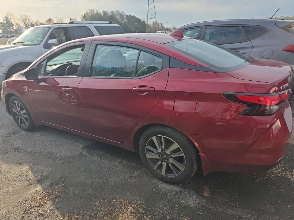 Used 2024 Nissan Versa SV w/ Trunk Package image 4