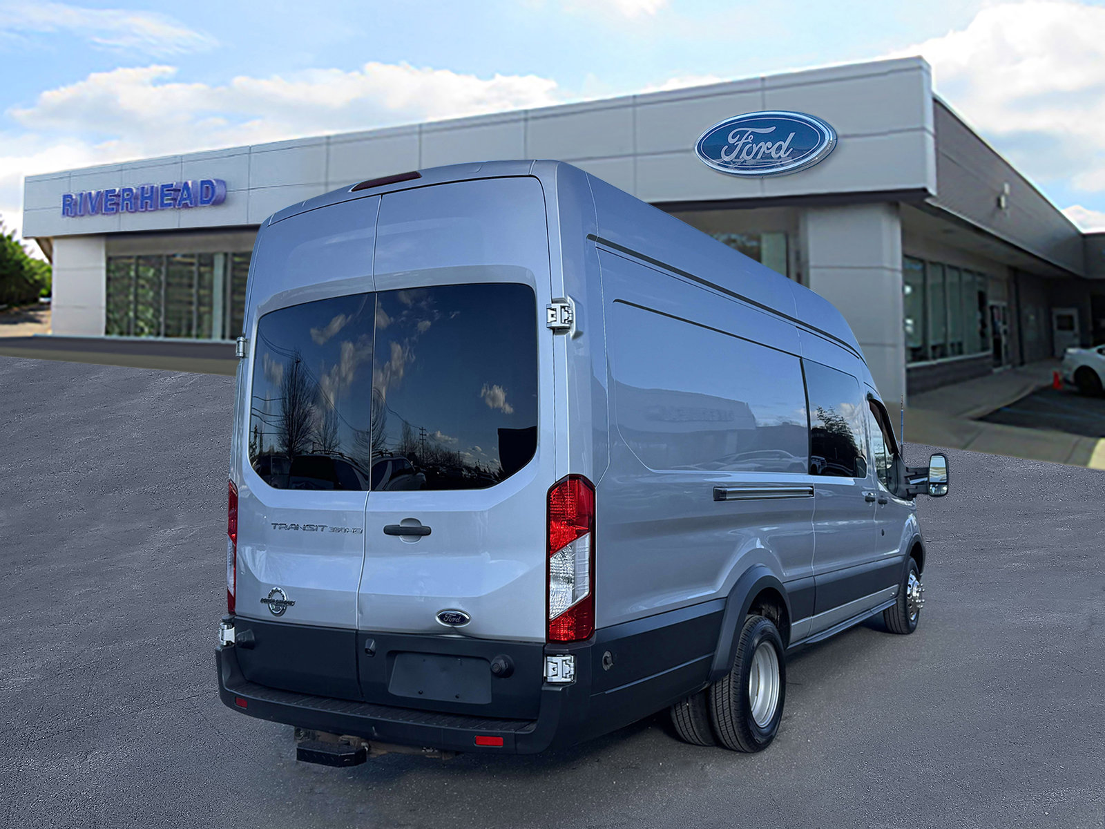 Used 2015 Ford Transit 350 148 High Roof Extended DRW image 6