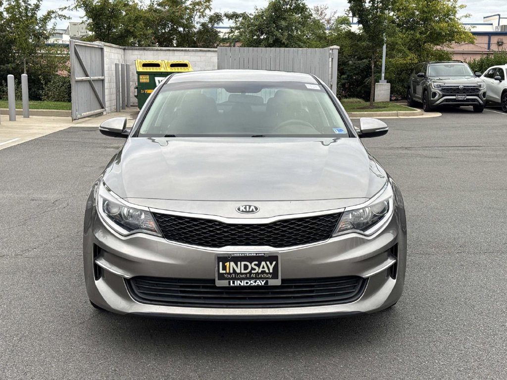 Used 2017 Kia Optima LX FWD image 7