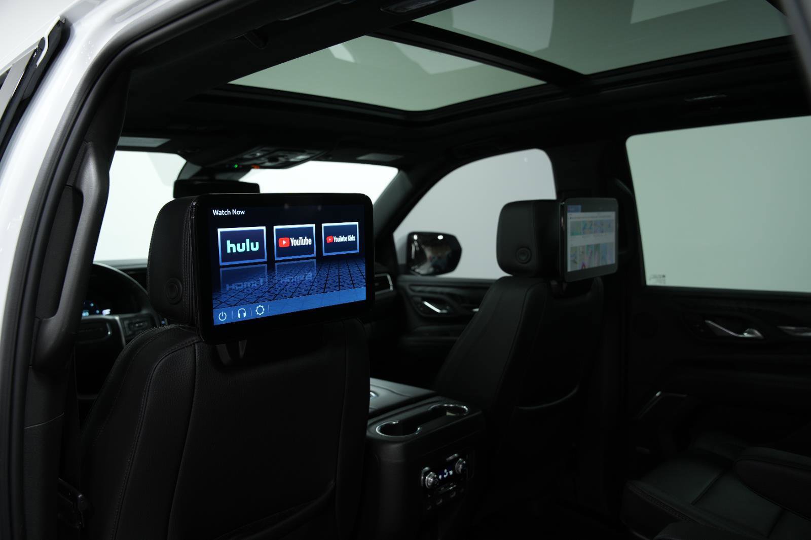 Used 2023 GMC Yukon Denali w/ LPO, Floor Liner Package image 24