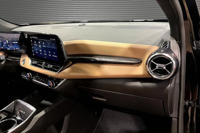 Certified 2025 Chevrolet Equinox ACTIV w/ Safety and Technology Package AWD/4WD image 22