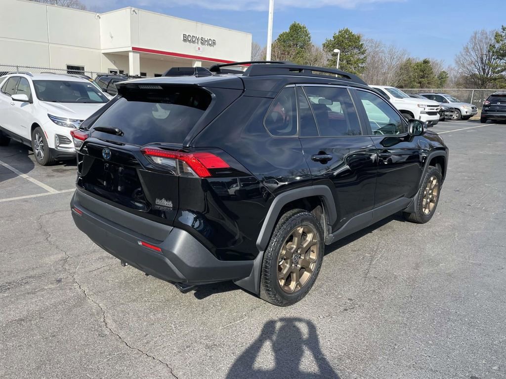 Used 2024 Toyota RAV4 AWD Hybrid image 9