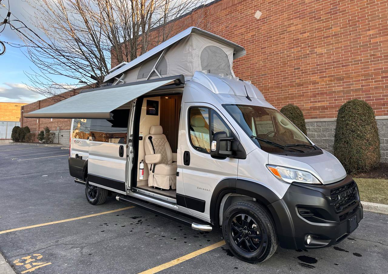 Used 2023 RAM ProMaster 3500 w/ Premium Convenience Group (B) FWD image 51