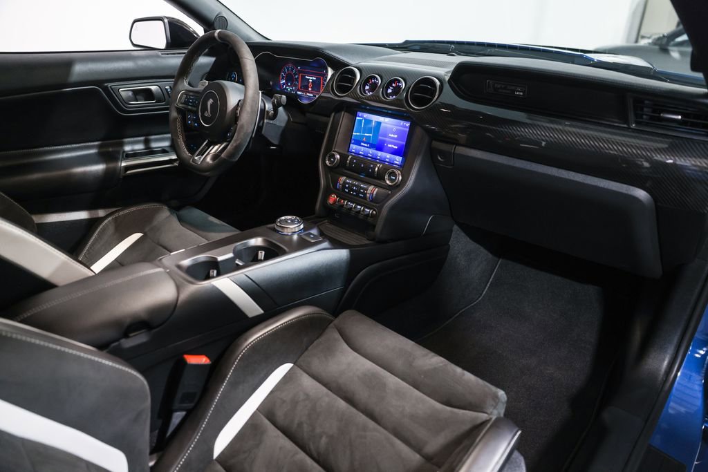 Used 2020 Ford Mustang Shelby GT500 w/ Technology Package image 23