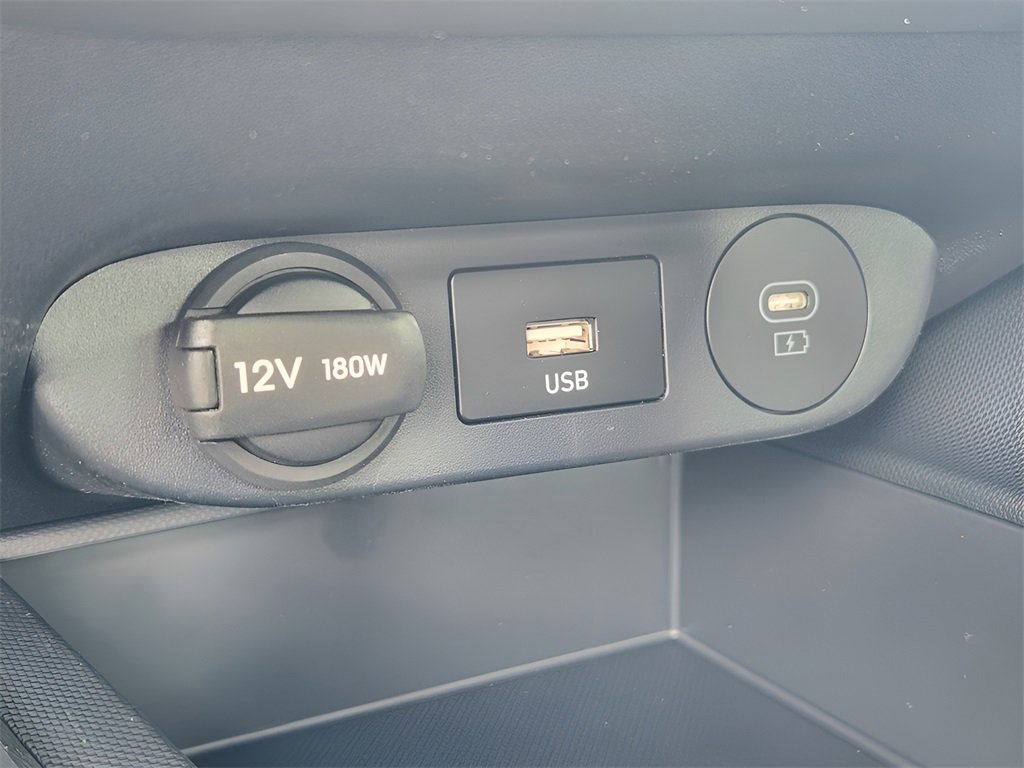 New 2026 Hyundai Elantra Blue image 21