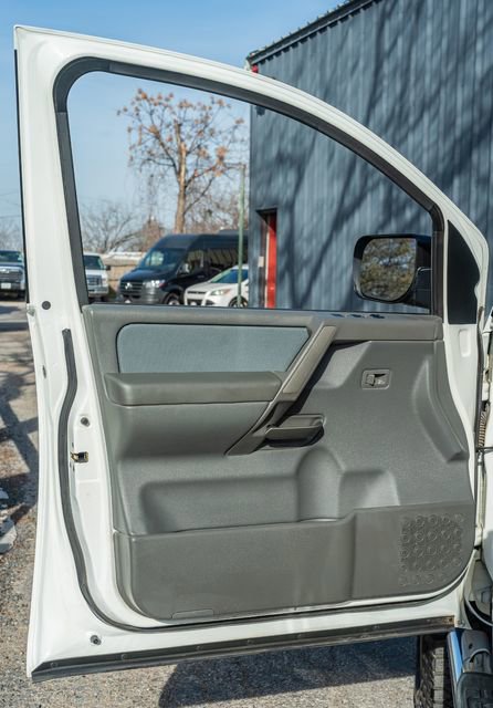 Used 2006 Nissan Titan XE w/ (W04) Preferred Pkg image 17