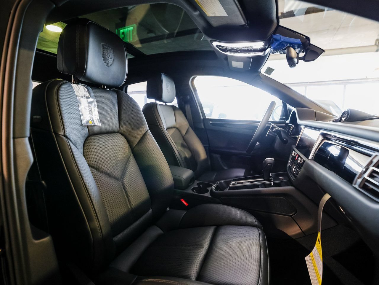 Certified 2026 Porsche Macan S AWD/4WD image 29