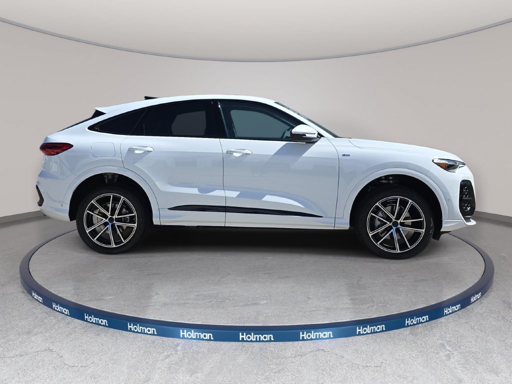 New 2026 Audi Q5 Premium Plus AWD/4WD image 4